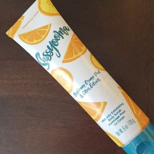 Sassyooma Body Scrub